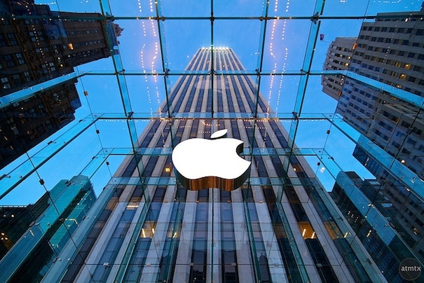 Всички тайни около дизайна на iPhone 8 паднаха! (СНИМКА)