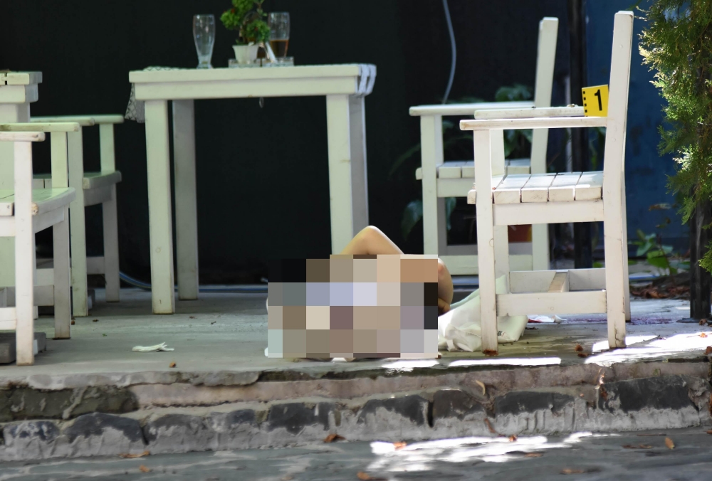 Брутални СНИМКИ (18+) от заведението в „Лагера”, където подивял съпруг разстреля жена си