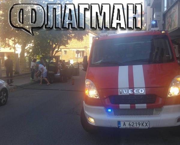 От последните минути: Паника в Бургас! Отцепиха цяла улица заради... (СНИМКИ)