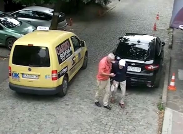 ВИДЕО показва наглия престъпник Наско Супата в действие!  