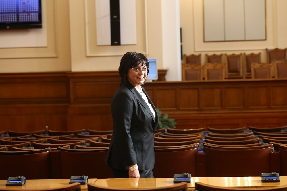 Корнелия Нинова: Борисов предлага финансиране на статуквото, а БСП финансиране на хората