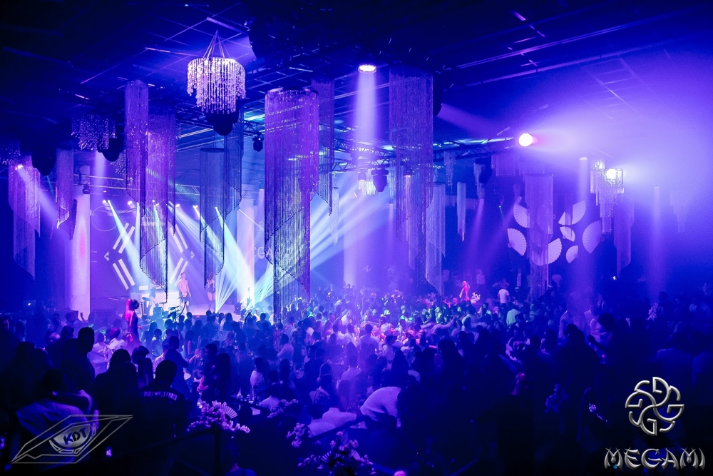 Megami Club - Hotel Marinela с грандиозно откриване