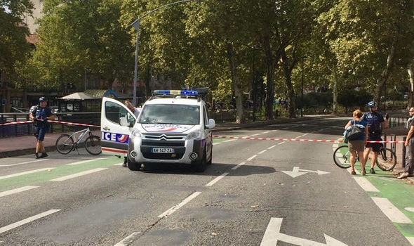Паника във Франция! Евакуират гара в Тулуза заради терористична заплаха