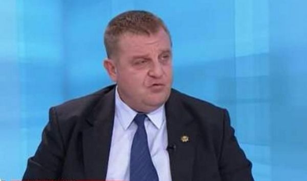 Каракачанов: Армията трябва да помага на полицията!  