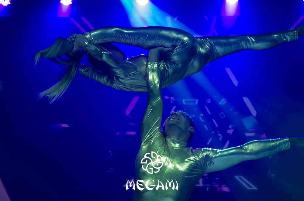 Мащабното откриване на Megami Club - Hotel Marinela взриви светския живот (СНИМКИ)