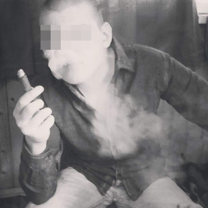 Само в БЛИЦ! Първи СНИМКИ на пишлигаря, пребил учителката си в елитното столично школо