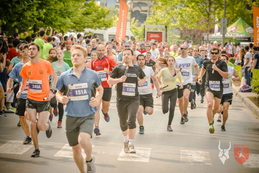 Най-голямото фирмено бягане - BUSINESS RUN - стартира с кръг в Пловдив с помощта на Пощенска банка 