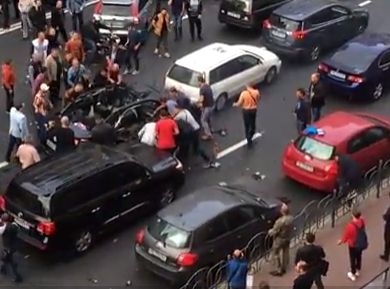 Мощен взрив в центъра на Киев разкъса бандеровец от Чечня, воювал срещу опълченците в Донбас, гледката е страшна (ВИДЕО)  