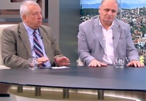 Експерти дълго обясняват на подпитващия Хекимян защо родителите на Адриан, а не МВР, са водили преговорите за освобождаването му 
