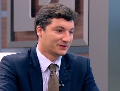 Соцдепутат съобщи подробности за състоянието на Корнелия Нинова след катастрофата 