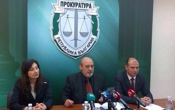 Жена и двама мъже са отвлекли, инквизирали и изнасилвали 3 дни 30-годишен бургазлия, за да му вземат парите!