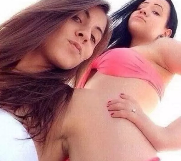 Съвършено безобидни СНИМКИ (18+), които по-добре да не отваряте по време на работа 