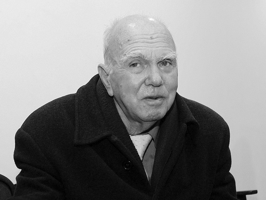 Евтим Евтимов се жени тайно на 71 години