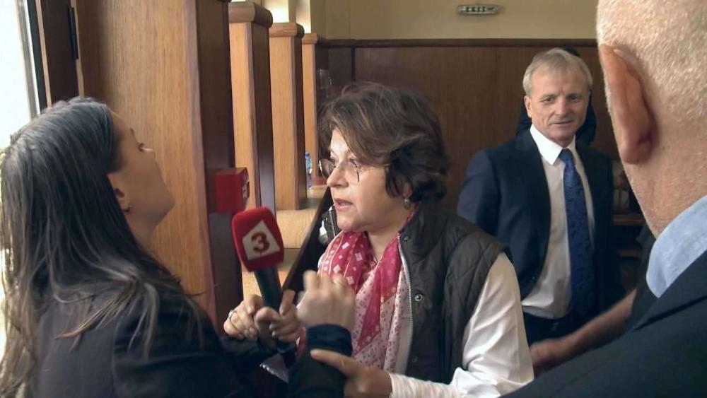 Извънредно от Спецсъда! Татяна Дончева спретна страшен екшън заради Гриша Ганчев! Нападна журналистка (СНИМКИ/ВИДЕО)