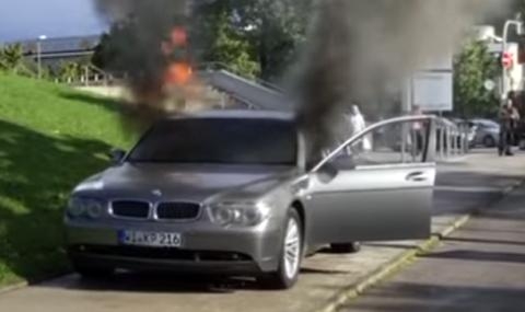 Омразата на този италианец към BMW край няма! Жителят на Ботуша с нова проява срещу марката (ВИДЕО)