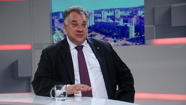Мирослав Ненков за пушенето на наргиле: Това е глупост