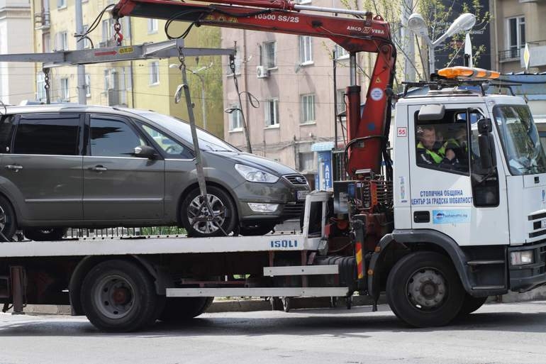 Паркирането в центъра на София става все по-солено, ЦМГ купува още паяци, за да лови тарикатите