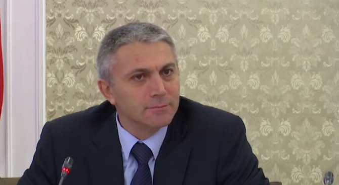 ДПС поиска оставката на председателя на Комисията по правата на човека