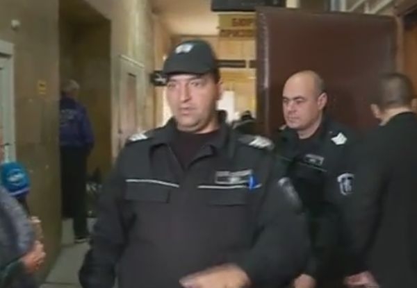 Катаджията Венцислав, взел 36 бона подкуп, се появи с насинено око в съда 