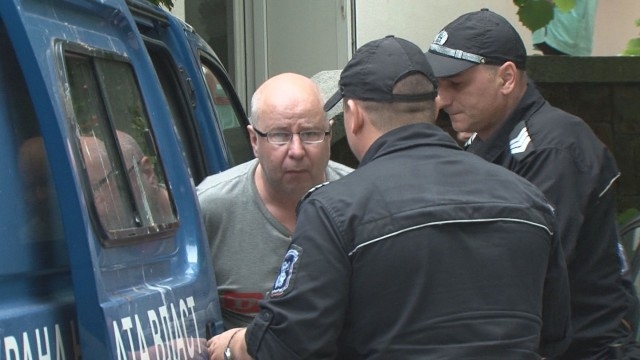 От съда в Несебър излязоха с разкрития за шведа, изритал камериерката в главата 