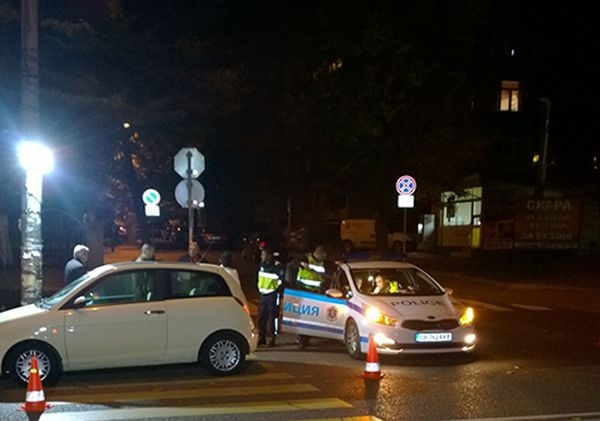 Шофьорка помете жена на пешеходна пътека в Бургас, вкара я в болница (СНИМКА)