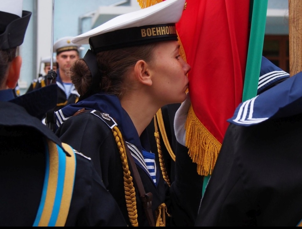 Те са млади, красиви и вече са военни лекари, вижте как се заклеха първите курсисти (СНИМКИ)