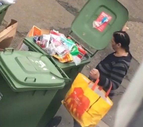  Британци изпаднаха в шок: Банди от мургави жени ни обират (СНИМКИ)