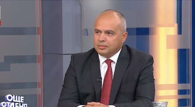 Георги Свиленски: Радев няма да позволи на ГЕРБ да се упражняват върху името му 