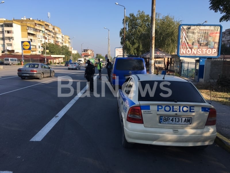 Първи СНИМКИ от спецакцията на ГДБОП, която блокира Враца, спипаха ли топ авера на страшилището Квиц? (СНИМКИ)