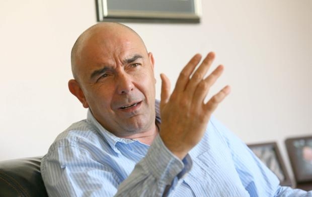 Бомба в "ШОУ"! Актьорът Калин Сърменов: Известна фирма дължи 2 милиона за филм! В затвора могат да влязат минимум 10 човека!