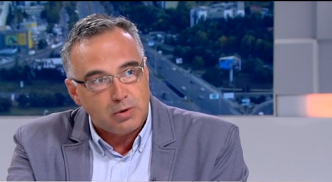Антон Кутев: Делян Добрев е използван от колегите си, поведението му днес беше наивно!