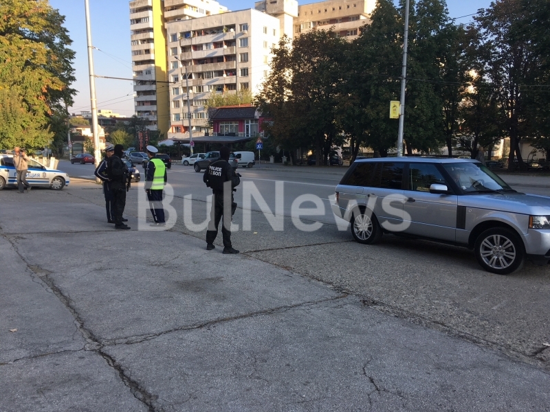 След спецакцията на ГДБОП във Враца: Петима от бандата на Николай Трифонов се сдобиха с обвинения, други двама се издирват