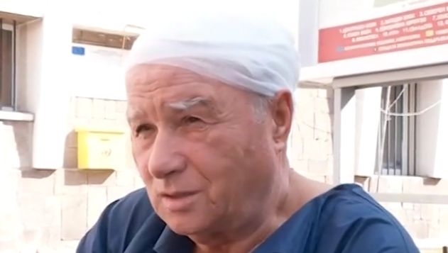 Дядо Ценко, който стана жертва на агресивен питбул, се прости с ухото си (СНИМКА)