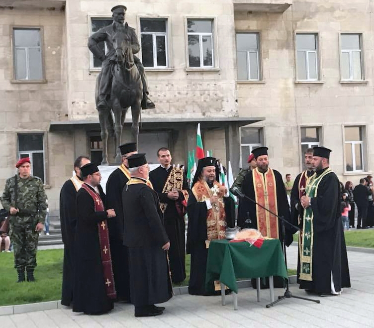 Старозагорският митрополит се жали в нета, заради шашма с името му