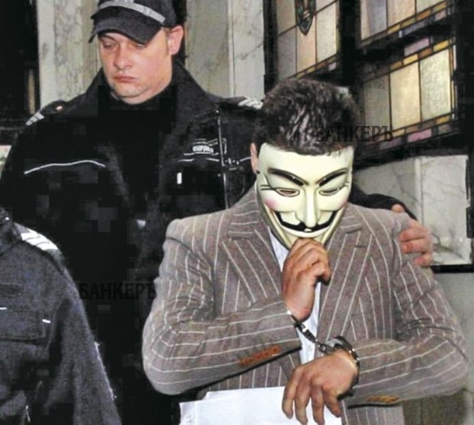 Жесток скандал в БЛИЦ! Подозират прокурорка, че пази Кела от затвора!