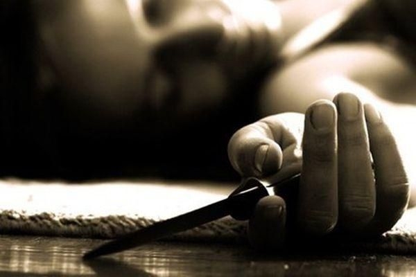 Черен петък 13-и! Зъболекарка от Перник взе крайно решение, влезе в банята и... 