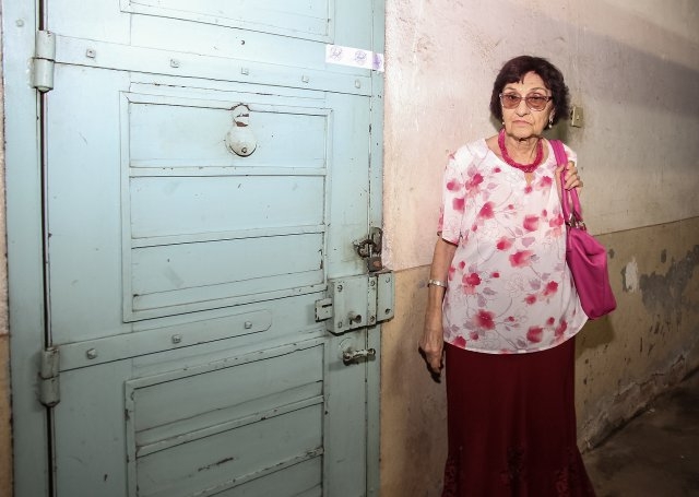 Последната жива легионерка: Росица лежи 52 дни в мазето на ДС (СНИМКИ)