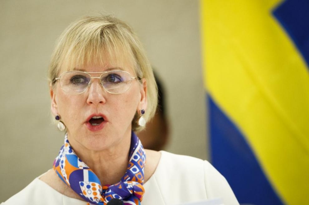 Шведска министърка шокира с признание, че е била обект на сексуален тормоз