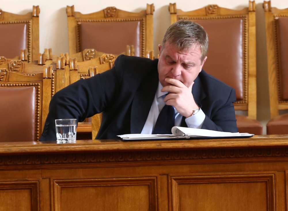 Каракачанов реши кой да поддържа изтребителите МиГ-29