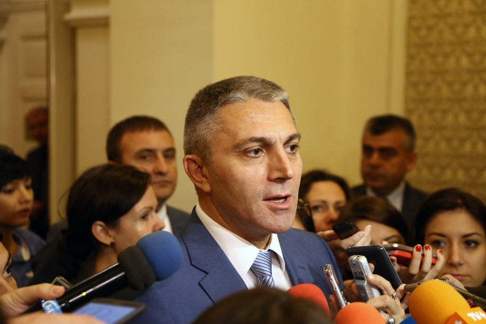 Карадайъ коментира срещата между Борисов и Гинка Върбакова