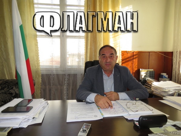 Началникът на Първо РУП-Бургас люто се закани: Натрапчивите травестити ще полагат обществено полезен труд 
