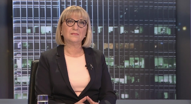 Цачева за напрежението между Радев и Борисов: Мъжки разговори между двама генерали
