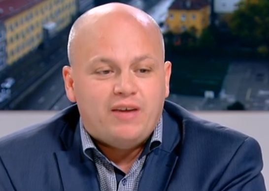 Социалистът Александър Симов проговори за катастрофата с Корнелия Нинова 