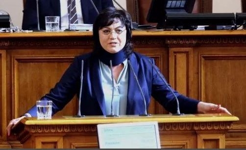 На "Позитано" 20 треперят: Черна прокоба или конспирация тегнат над Корнелия Нинова