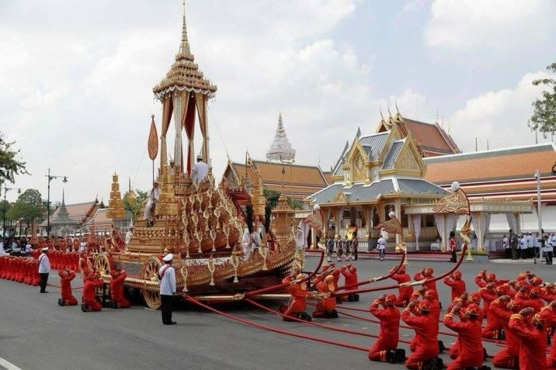 Нечуван разкош! Тайланд издигна крематориум за $80 млн. за мъртвия си крал