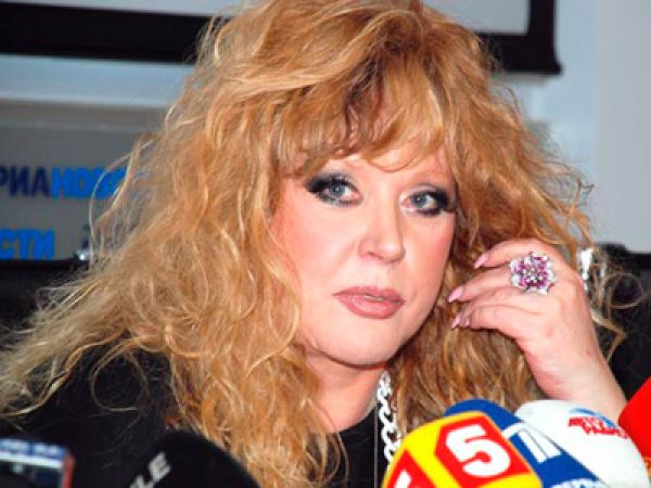 Видът на 68-годишната Ала Пугачова без грим предизвика ужас във феновете й (СНИМКА)