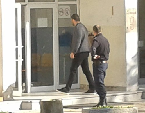 Привикаха Перата на разпит в полицията, ето какво се случва 