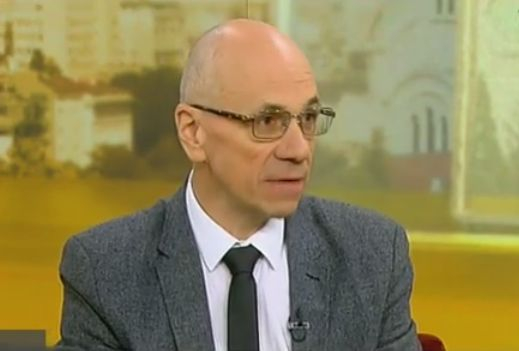 Доц. Марчев обясни как да помагаме на тялото си в студеното време и до какво води липсата на сън