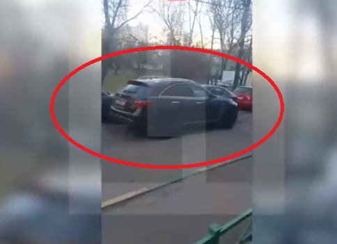 Бременна халоса 6 коли с Infiniti и крещи на катаджиите: Вкарайте ме в затвора! (ВИДЕО)