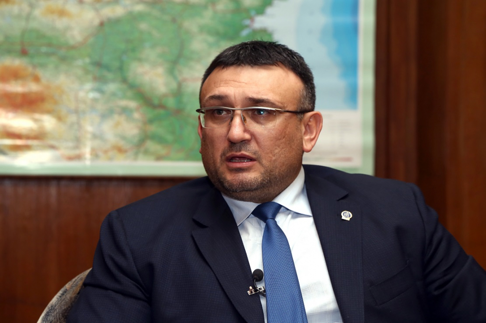 Гнома на Костов сипе отрова по новия вътрешен министър, след като Борисов го отряза!